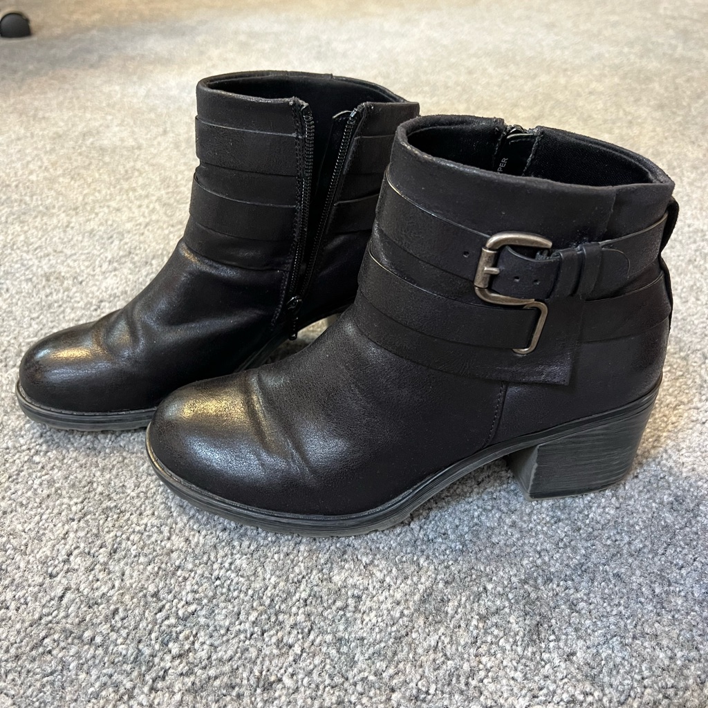Baretraps Black Ankle Boots